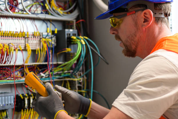 Best Emergency Electrical Repair  in Bridgehampton, NY